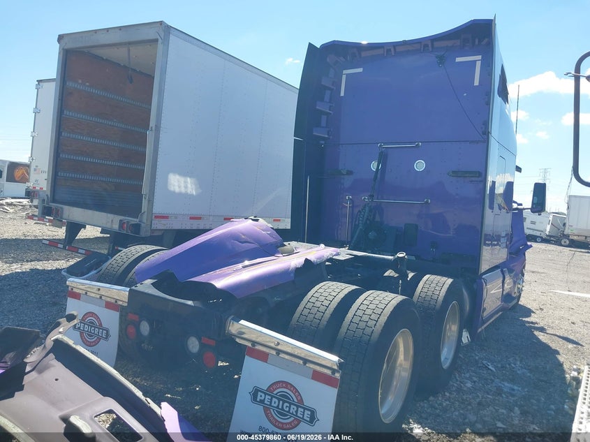 2022 Peterbilt 579 VIN 1XPBDP9X5ND707969 IAAI salvage auction — FRONT END, Clear (Pennsylvania), sold $10,200 on 2026-08-19 (photo 4)