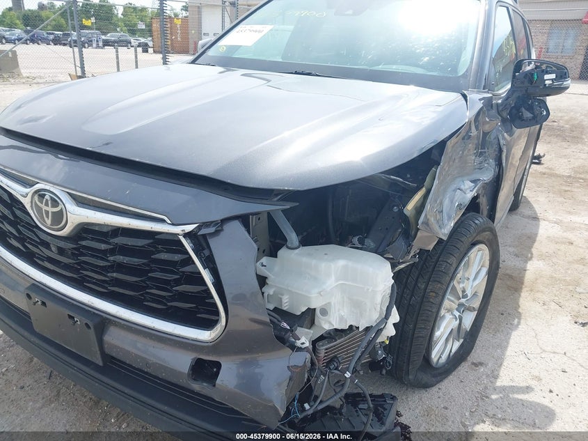2021 Toyota Highlander VIN 5TDDZRBH7MS530113 IAAI salvage auction — SUSPENSION, Salvage (Wisconsin), sold $8,900 on 2026-07-28 (photo 6)