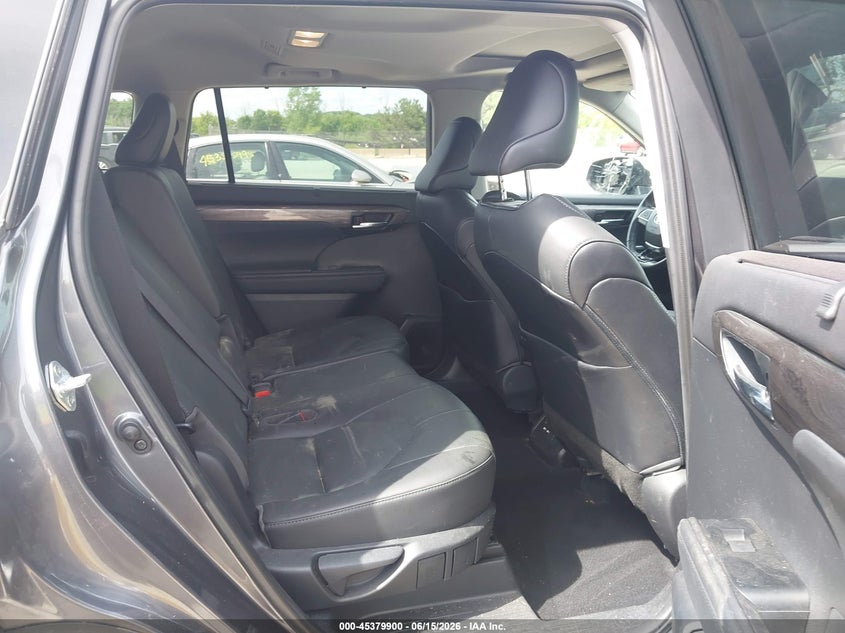 2021 Toyota Highlander VIN 5TDDZRBH7MS530113 IAAI salvage auction — SUSPENSION, Salvage (Wisconsin), sold $8,900 on 2026-07-28 (photo 8)