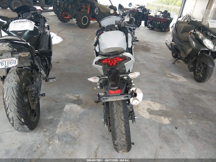 2025 Kawasaki Ninja VIN ML5EXGH17SDA56727 IAAI salvage auction — FRONT END, Salvage (Louisiana), sold $925 on 2026-07-28 (photo 6)