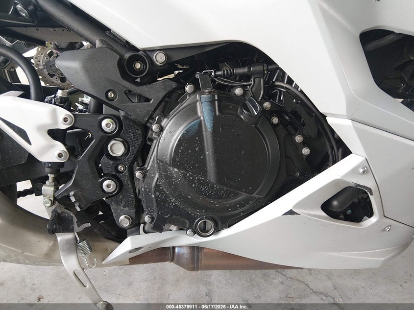 2025 Kawasaki Ninja VIN ML5EXGH17SDA56727 IAAI salvage auction — FRONT END, Salvage (Louisiana), sold $925 on 2026-07-28 (photo 8)