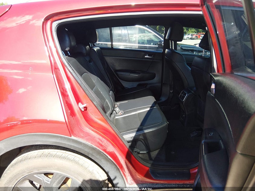 2021 Kia Sportage VIN KNDP6CACXM7844485 IAAI salvage auction — THEFT, Salvage (Kansas), sold $6,375 on 2026-07-08 (photo 8)