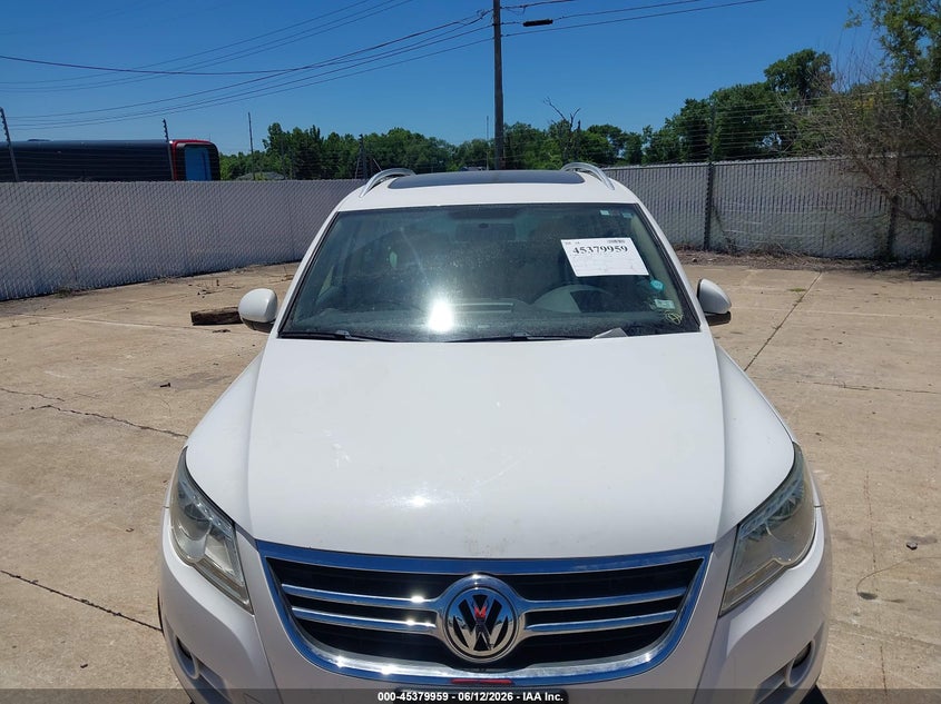 2009 Volkswagen Tiguan VIN WVGAV75N79W544472 IAAI salvage auction — NORMAL WEAR, Clear (Missouri), sold $400 on 2026-07-14 (photo 6)