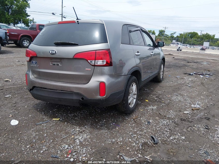 2015 Kia Sorento VIN 5XYKT3A61FG626468 IAAI salvage auction — SUSPENSION, Clear (Tennessee), sold $900 on 2026-07-16 (photo 4)