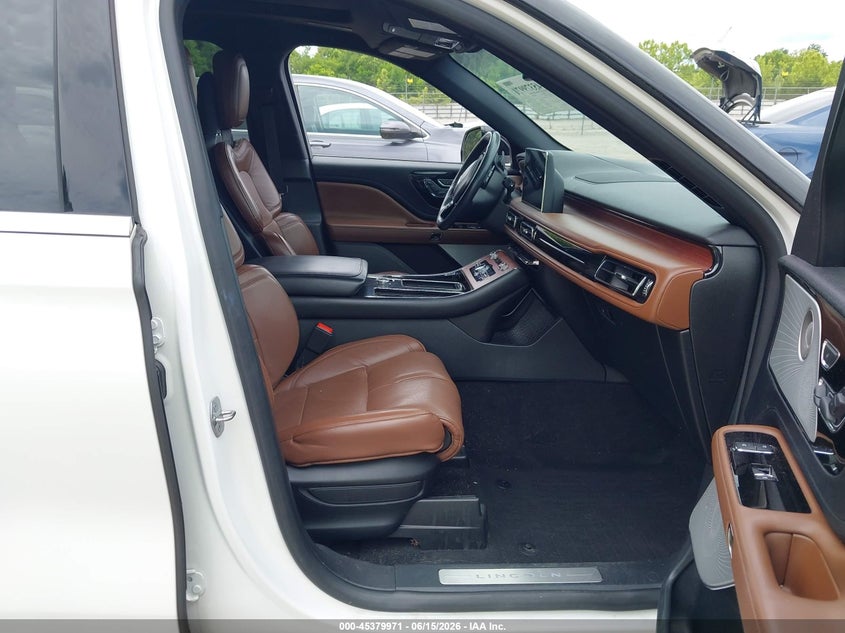 2020 Lincoln Aviator VIN 5LM5J7XC7LGL27723 IAAI salvage auction — FRONT END, Salvage (Tennessee), sold $10,500 on 2026-07-15 (photo 5)