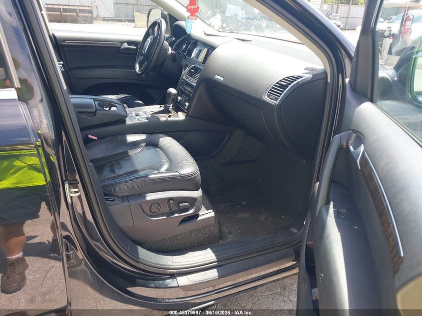 2007 Audi Q7 VIN WA1BV74L87D083617 IAAI salvage auction — NORMAL WEAR, Clear (Illinois), sold $500 on 2026-07-20 (photo 5)