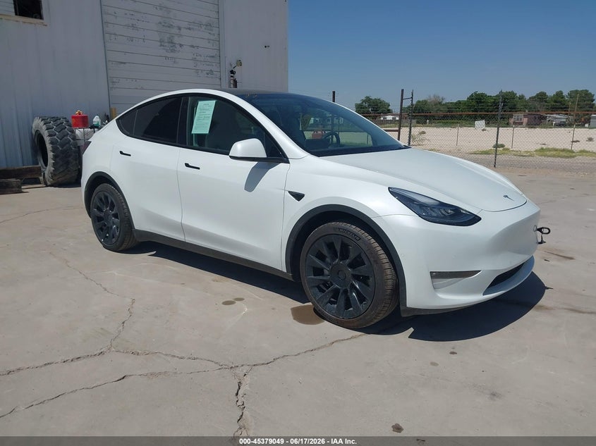 2021 Tesla Model y VIN 5YJYGDEE4MF303722 IAAI salvage auction — SIDE, Clear (Montana), sold $11,850 on 2026-07-16 (photo 1)