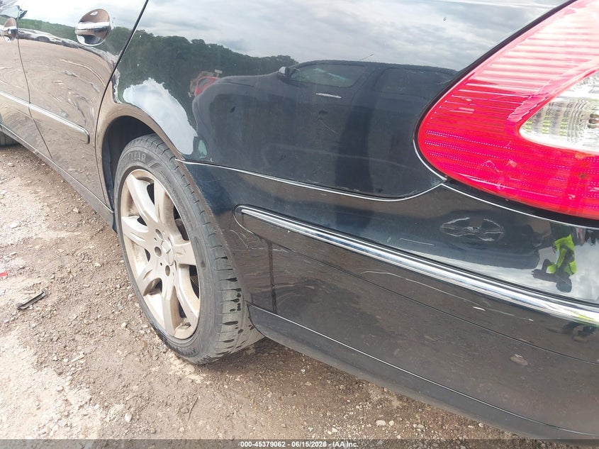 2007 Mercedes-benz E-class VIN WDBUF56X27B091044 IAAI salvage auction — NORMAL WEAR, Clear (Alabama), sold $600 on 2026-07-08 (photo 6)