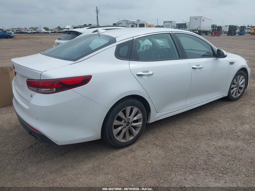 2018 Kia Optima VIN 5XXGT4L32JG199894 IAAI salvage auction — FRONT END, Salvage (Texas), sold $2,650 on 2026-07-15 (photo 4)
