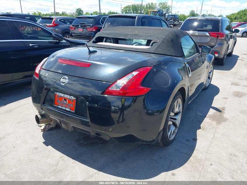 2012 Nissan 370z VIN JN1AZ4FH4CM370432 IAAI salvage auction — HAIL, Salvage (Ohio), sold $2,300 on 2026-07-07 (photo 4)