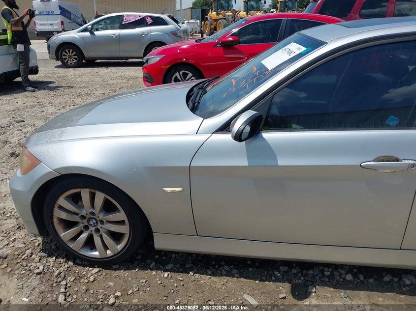 2007 BMW 3 series VIN WBAVA375X7NL17283 IAAI salvage auction — NORMAL WEAR, Repossession Paperwork (Georgia), sold $350 on 2026-07-16 (photo 6)