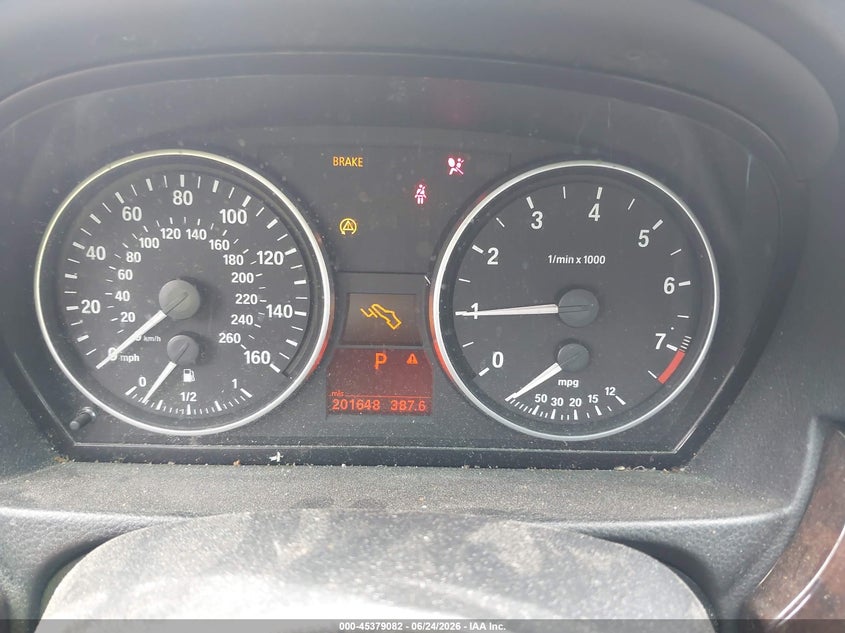 2007 BMW 3 series VIN WBAVA375X7NL17283 IAAI salvage auction — NORMAL WEAR, Repossession Paperwork (Georgia), sold $350 on 2026-07-16 (photo 7)