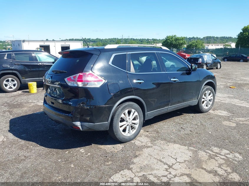 2015 Nissan Rogue VIN KNMAT2MTXFP500727 IAAI salvage auction — SIDE, Salvage (Pennsylvania), sold $1,225 on 2026-07-17 (photo 4)