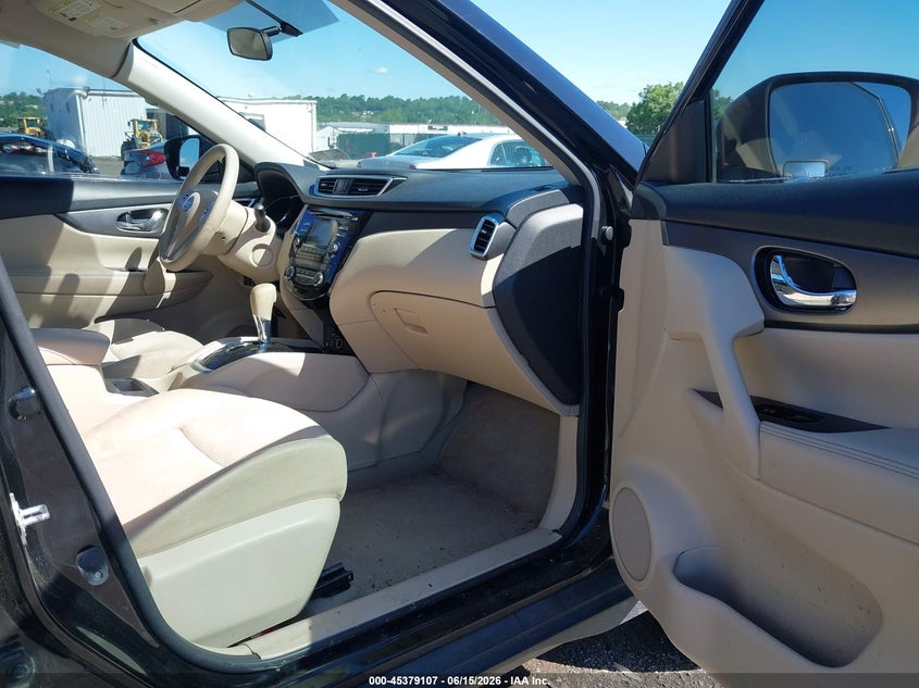 2015 Nissan Rogue VIN KNMAT2MTXFP500727 IAAI salvage auction — SIDE, Salvage (Pennsylvania), sold $1,225 on 2026-07-17 (photo 5)