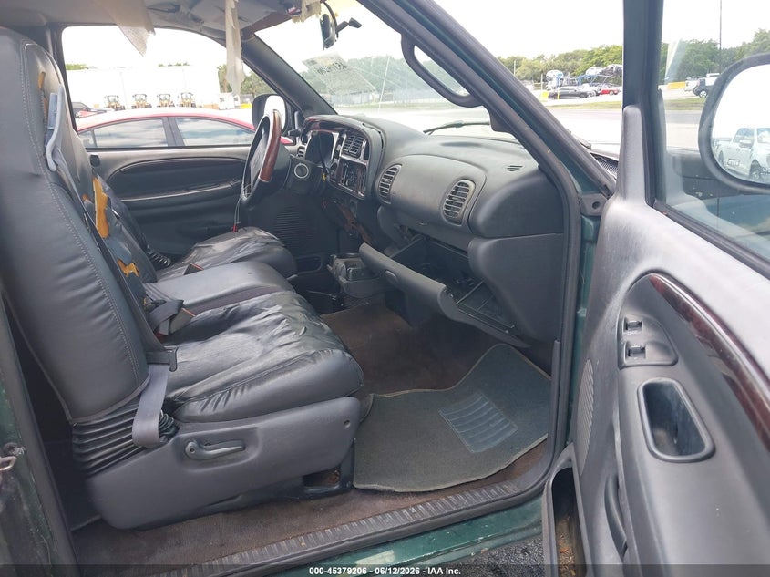 2000 Dodge Ram 2500 VIN 1B7KC23Z0YJ114785 IAAI salvage auction — NORMAL WEAR, Clear (Florida), sold $500 on 2026-07-09 (photo 5)