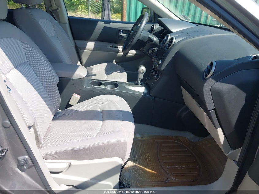 2011 Nissan Rogue VIN JN8AS5MV6BW261803 IAAI salvage auction — NORMAL WEAR, Clear (Maryland), sold $125 on 2026-07-28 (photo 5)