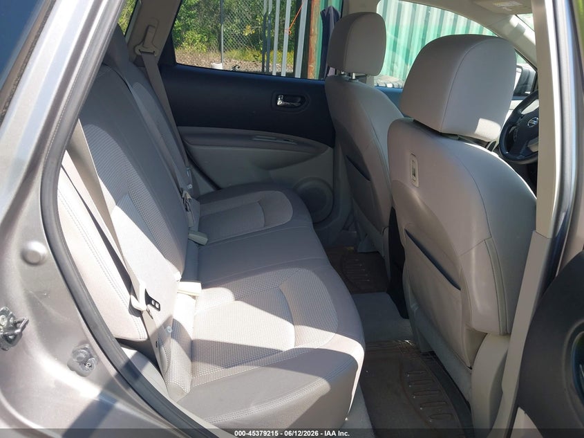 2011 Nissan Rogue VIN JN8AS5MV6BW261803 IAAI salvage auction — NORMAL WEAR, Clear (Maryland), sold $125 on 2026-07-28 (photo 8)