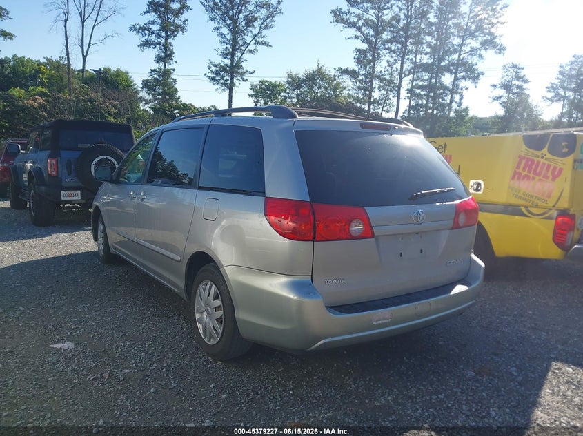 2007 Toyota Sienna VIN 5TDZK23C47S037191 IAAI salvage auction — RIGHT SIDE, Salvage (Georgia), sold $650 on 2026-07-14 (photo 3)