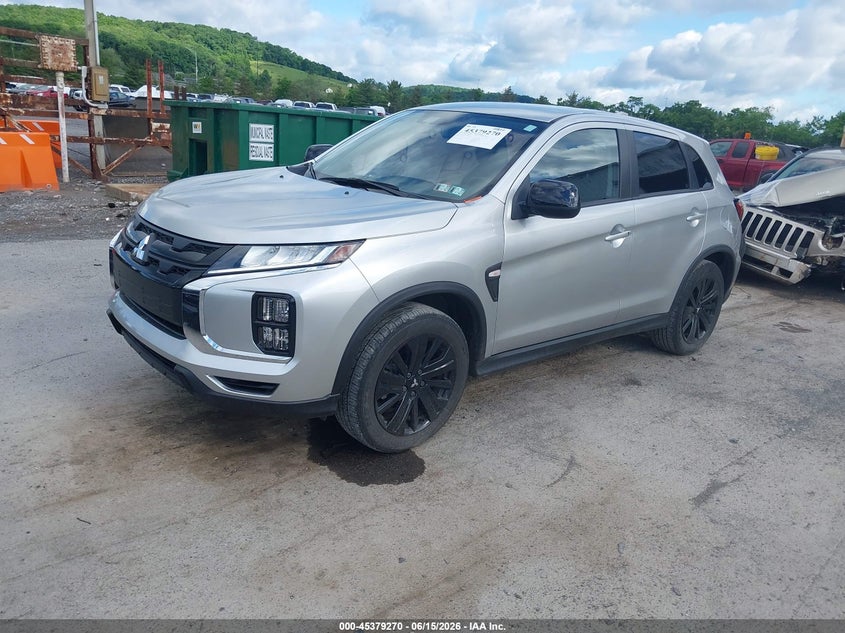 2024 Mitsubishi Outlander VIN JA4ARUAU4RU009612 IAAI salvage auction — SIDE, Salvage (Pennsylvania), sold $5,300 on 2026-07-22 (photo 2)
