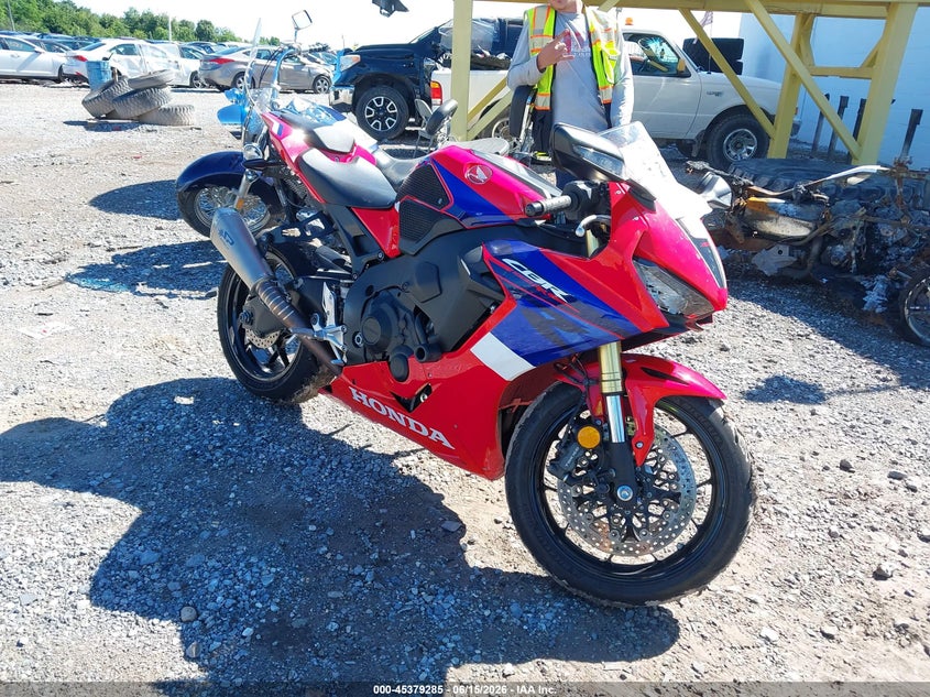 2023 Honda Cbr1000 VIN JH2SC7712PK600371 IAAI salvage auction — LEFT SIDE, Salvage (Pennsylvania), sold $2,600 on 2026-07-21 (photo 1)