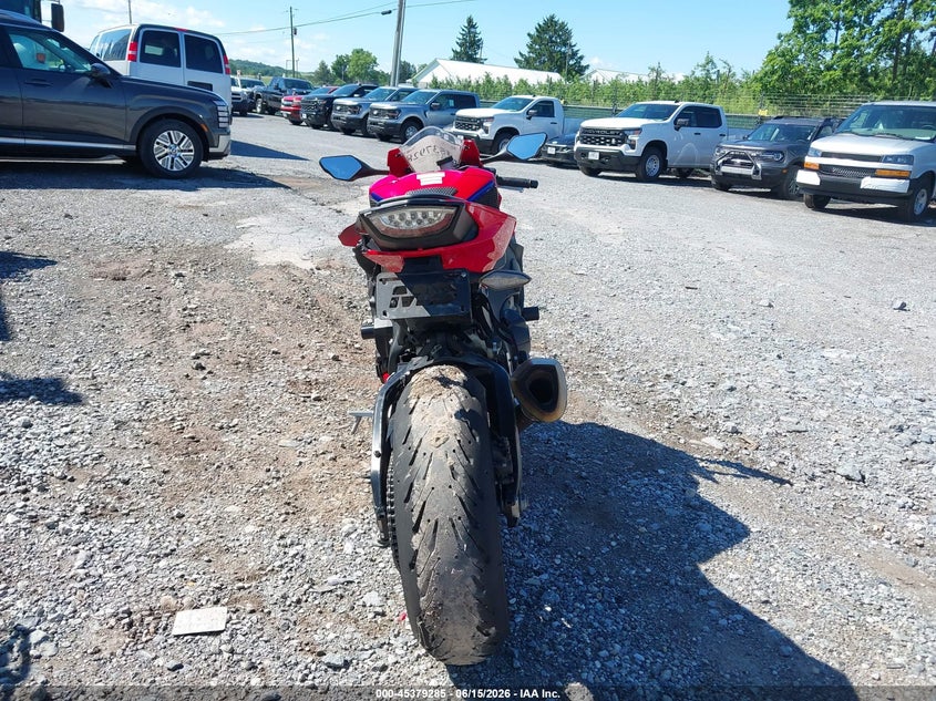 2023 Honda Cbr1000 VIN JH2SC7712PK600371 IAAI salvage auction — LEFT SIDE, Salvage (Pennsylvania), sold $2,600 on 2026-07-21 (photo 6)