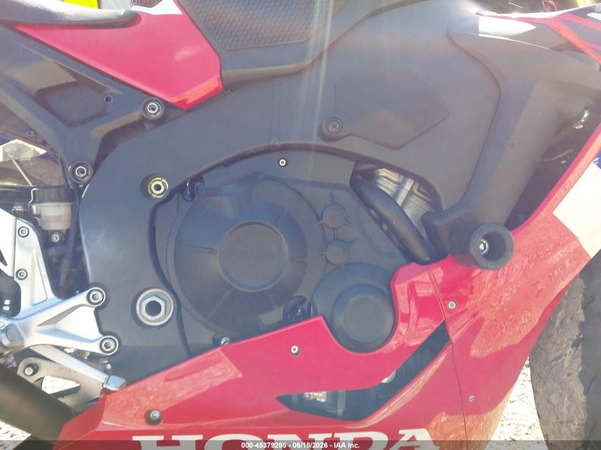 2023 Honda Cbr1000 VIN JH2SC7712PK600371 IAAI salvage auction — LEFT SIDE, Salvage (Pennsylvania), sold $2,600 on 2026-07-21 (photo 8)
