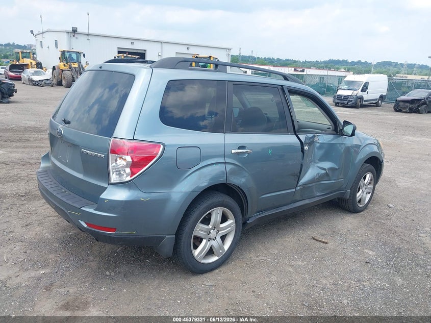 2009 Subaru Forester VIN JF2SH63679H790322 IAAI salvage auction — RIGHT SIDE, Salvage (Pennsylvania), sold $25 on 2026-07-10 (photo 4)