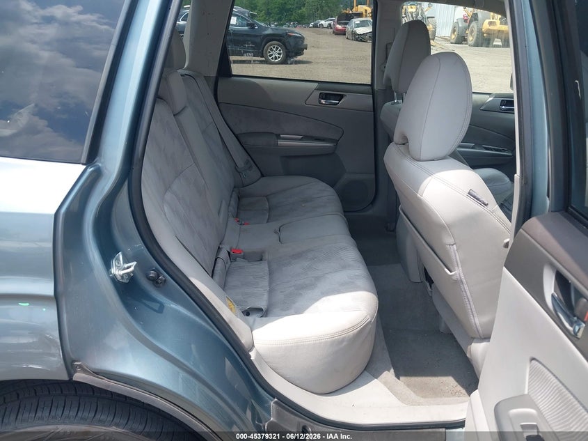 2009 Subaru Forester VIN JF2SH63679H790322 IAAI salvage auction — RIGHT SIDE, Salvage (Pennsylvania), sold $25 on 2026-07-10 (photo 8)