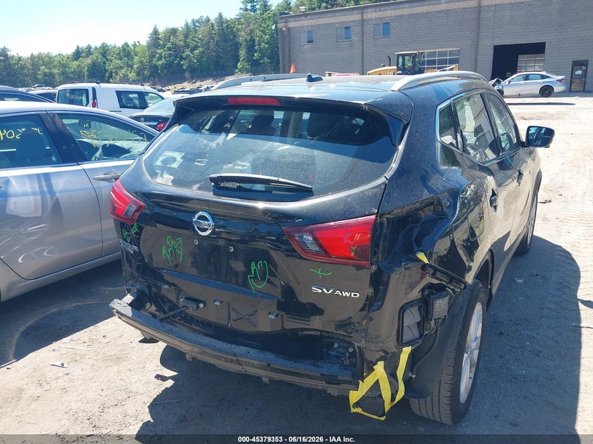 2018 Nissan Rogue VIN JN1BJ1CRXJW289959 IAAI salvage auction — REAR END, Salvage (Massachusetts), sold $4,350 on 2026-07-31 (photo 4)