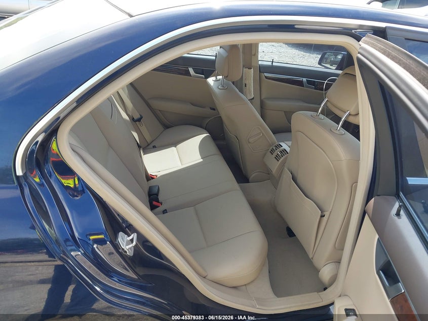 2014 Mercedes-benz C-klasse VIN WDDGF4HB6EG238448 IAAI salvage auction — FRONT END, Salvage Title, sold $1,550 on 2026-07-31 (photo 8)