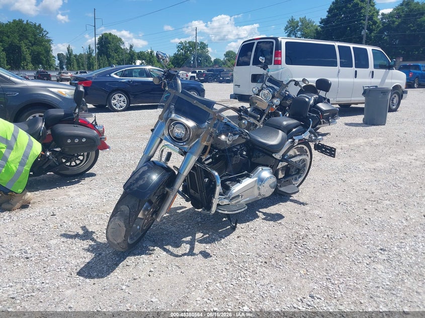 2018 Harley-davidson Fat boy VIN 1HD1YFJ17JC028772 IAAI salvage auction — EXTERIOR BURN, Clear (Missouri), sold $9,300 on 2026-09-08 (photo 2)