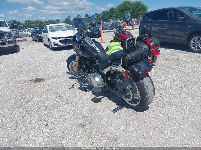2018 Harley-davidson Fat boy VIN 1HD1YFJ17JC028772 IAAI salvage auction — EXTERIOR BURN, Clear (Missouri), sold $9,300 on 2026-09-08 (photo 3)