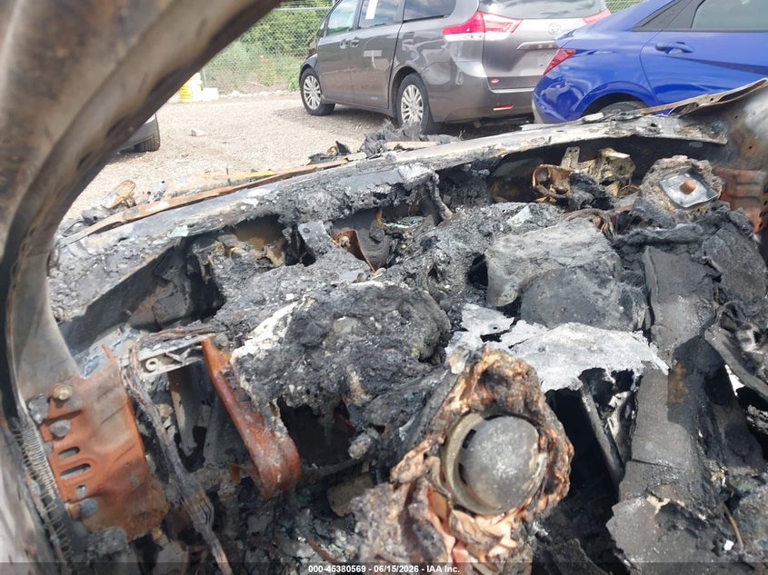 2018 Volvo S60 VIN YV140MTL2J2453406 IAAI salvage auction — TOTAL BURN, Salvage Title, sold $125 on 2026-08-19 (photo 7)