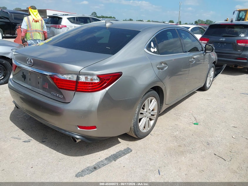 2015 Lexus ES VIN JTHBK1GGXF2160992 IAAI salvage auction — FRONT END, Clear (Texas), sold $3,500 on 2026-07-07 (photo 4)
