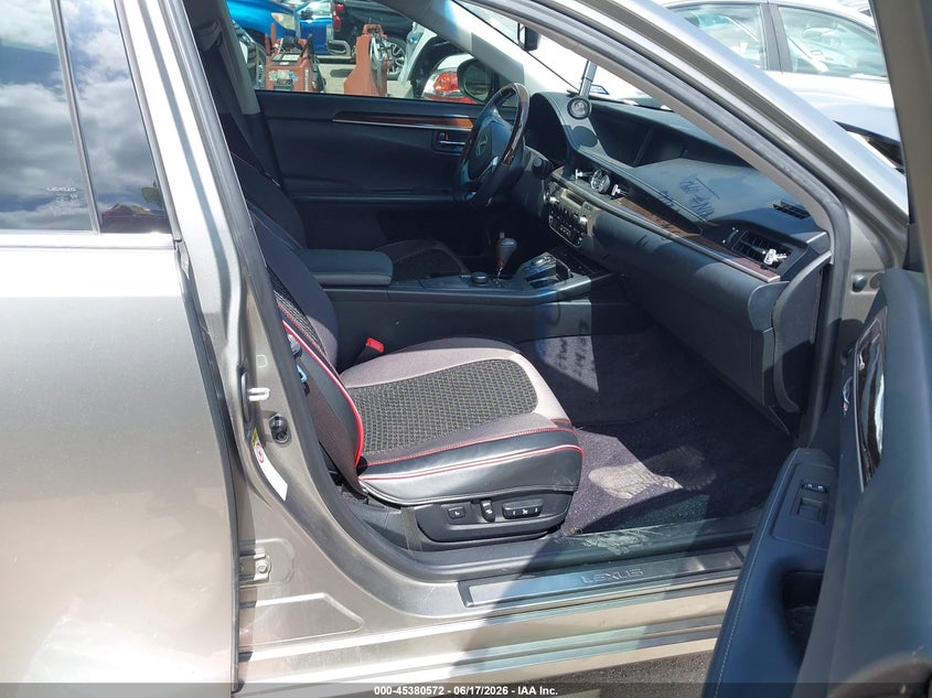 2015 Lexus ES VIN JTHBK1GGXF2160992 IAAI salvage auction — FRONT END, Clear (Texas), sold $3,500 on 2026-07-07 (photo 5)