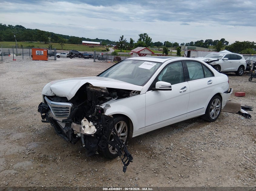 2013 Mercedes-benz C-klasse VIN WDDGF4HB9DR281183 IAAI salvage auction — FRONT END, Clear (Arkansas), sold $325 on 2026-07-30 (photo 2)