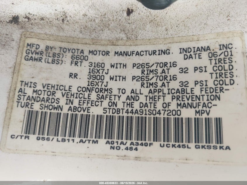 2001 Toyota Sequoia VIN 5TDBT44A91S047200 IAAI salvage auction — NORMAL WEAR, Clear (Massachusetts), sold $675 on 2026-07-10 (photo 9)