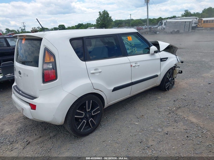 2011 Kia Soul VIN KNDJT2A26B7723689 IAAI salvage auction — BIO HAZARD, Clear (Virginia), sold $300 on 2026-07-28 (photo 4)