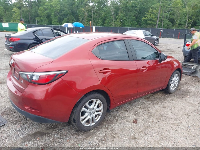 2016 Scion Ia VIN 3MYDLBZV1GY120491 IAAI salvage auction — SIDE, Clear (South Carolina), sold $2,400 on 2026-07-25 (photo 4)