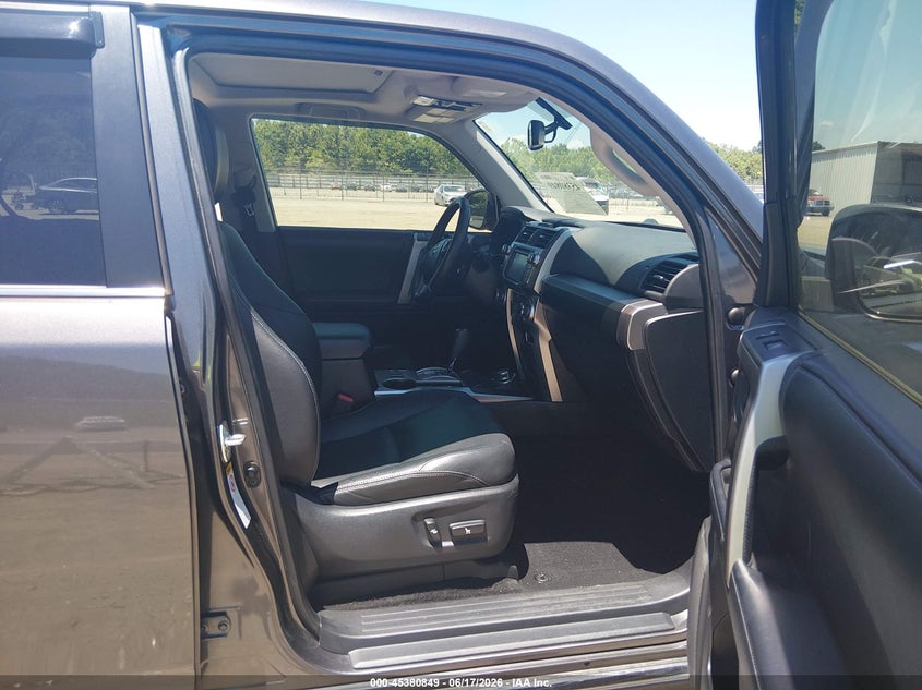 2018 Toyota 4runner VIN JTEBU5JR5J5540306 IAAI salvage auction — SIDE, Salvage (Tennessee), sold $15,200 on 2026-07-09 (photo 5)