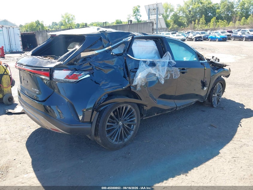2024 Lexus Rx VIN 2T2BBMCA1RC058261 IAAI salvage auction — ROLLOVER, Salvage Title, sold $3,900 on 2026-07-25 (photo 4)
