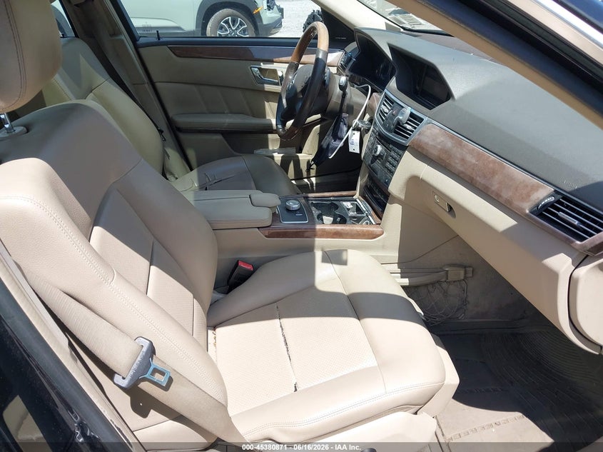 2010 Mercedes-benz E-class VIN WDDHF8HB9AA208367 IAAI salvage auction — FRONT END, Mv-907A (New York), sold $925 on 2026-07-07 (photo 5)
