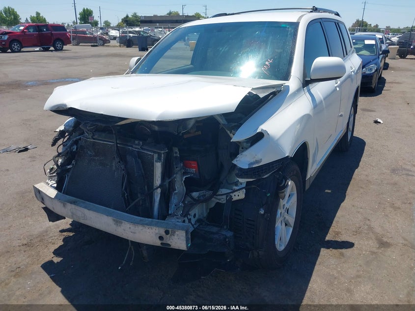 2012 Toyota Highlander VIN 5TDBK3EH2CS143455 IAAI salvage auction — FRONT END, Salvage Title, sold $2,100 on 2026-07-22 (photo 2)