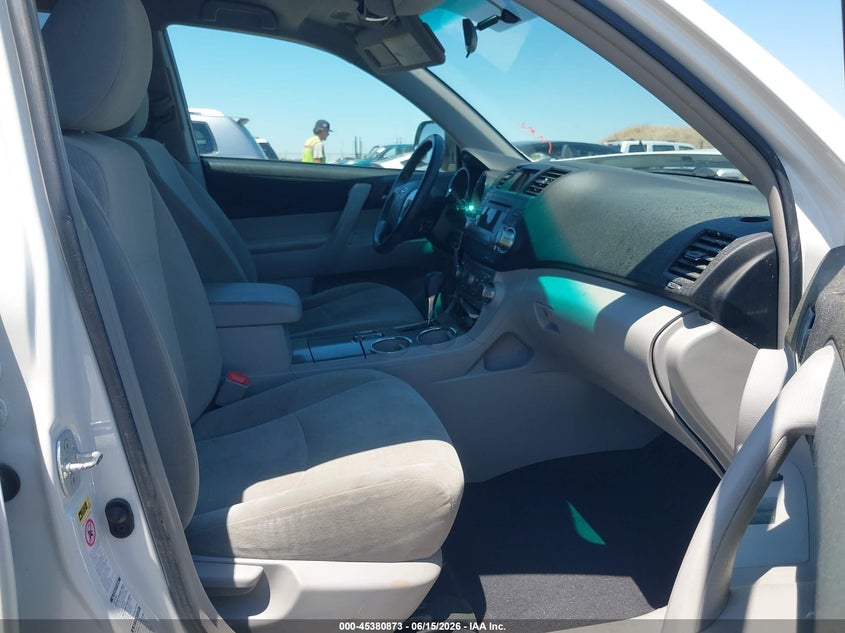 2012 Toyota Highlander VIN 5TDBK3EH2CS143455 IAAI salvage auction — FRONT END, Salvage Title, sold $2,100 on 2026-07-22 (photo 5)