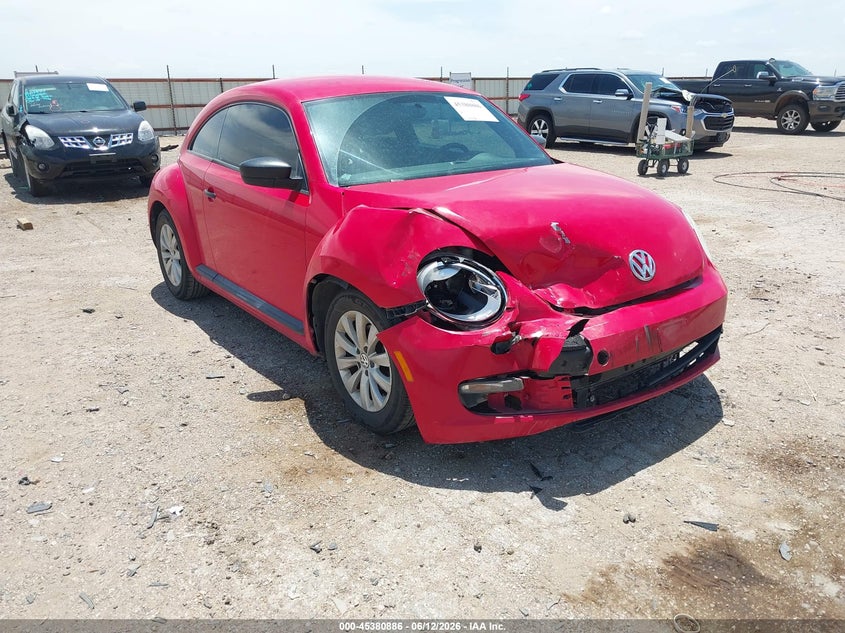 2014 Volkswagen Beetle VIN 3VWF17AT6EM652826 IAAI salvage auction — RIGHT FRONT, Salvage Title, sold $1,150 on 2026-08-10 (photo 1)