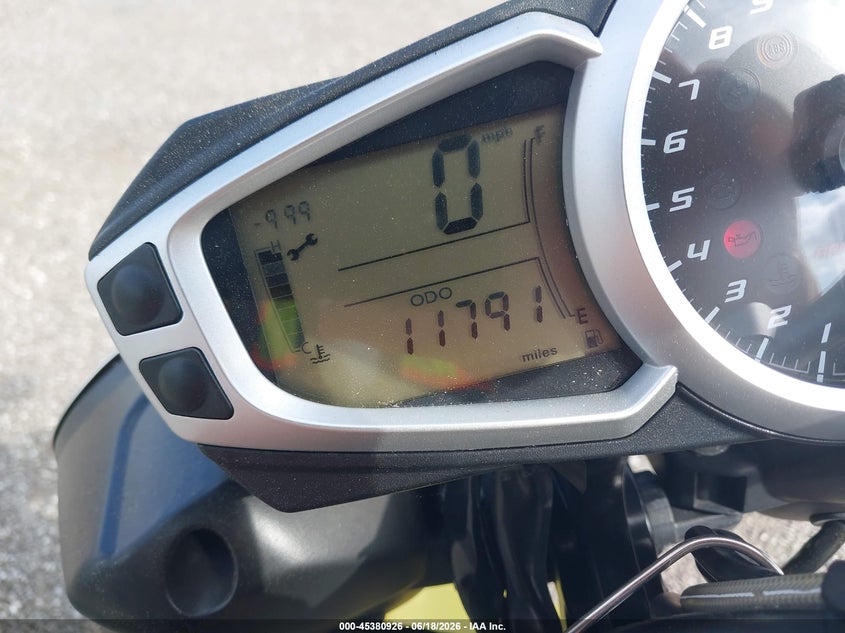 2013 Triumph motorcycle Speed triple VIN SMTN01PK2DT555931 IAAI salvage auction — UNKNOWN, Salvage (South Carolina), sold $1,700 on 2026-07-14 (photo 7)