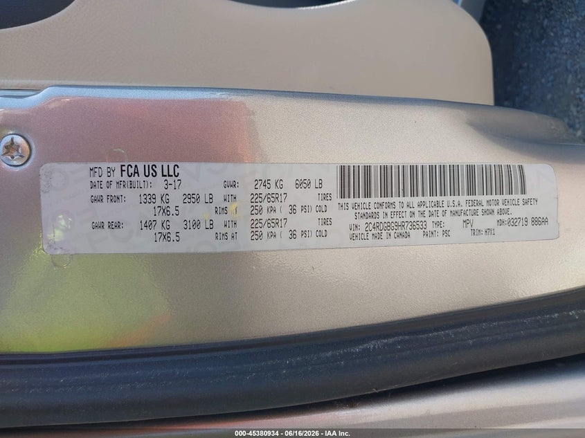 2017 Dodge Caravan VIN 2C4RDGBG9HR736533 IAAI salvage auction — NORMAL WEAR, SF97 (California), sold $8,600 on 2026-07-28 (photo 9)