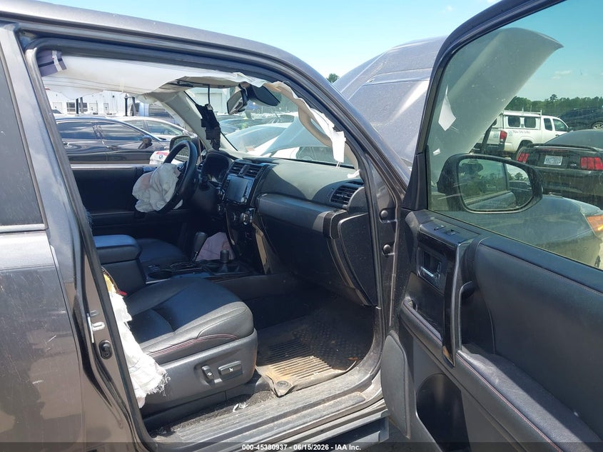 2020 Toyota 4runner VIN JTEBU5JRXL5755800 IAAI salvage auction — FRONT END, Salvage (Idaho), sold $12,100 on 2026-07-06 (photo 5)