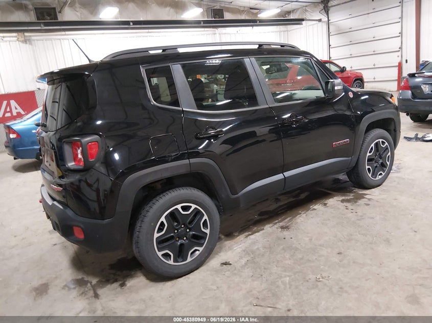 2016 Jeep Renegade VIN ZACCJBCT0GPD33671 IAAI salvage auction — HAIL, Salvage (Iowa), sold $2,225 on 2026-07-28 (photo 4)