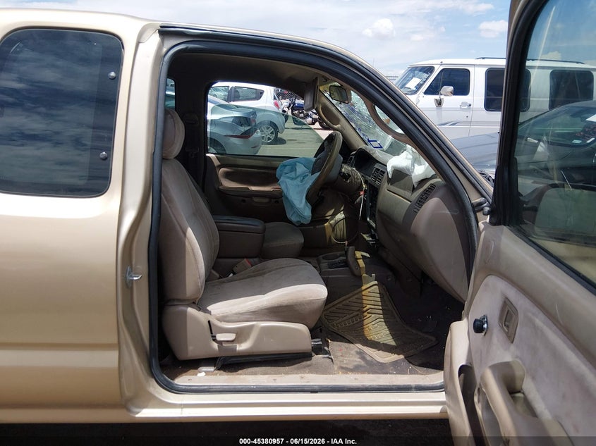 2004 Toyota Tacoma VIN 5TESM92N74Z458442 IAAI salvage auction — FRONT END, Salvage (Texas), sold $1,625 on 2026-07-29 (photo 5)